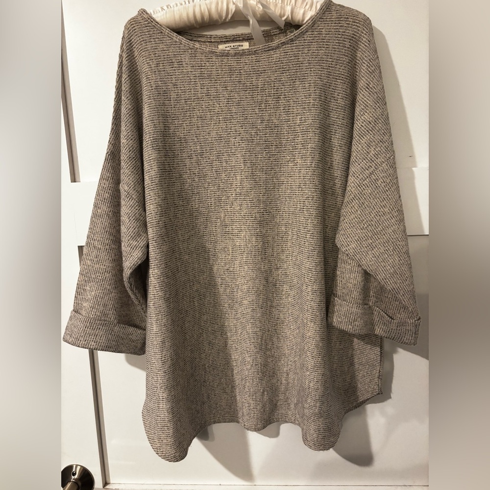 Max Studio London- Gray/Cream Ribbed Women's‎ 3/4 Sleeve Sweater Size 1X